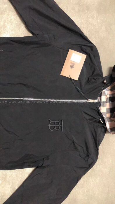 2023.03.21_[이ㅇ현 고객님 검수] 버버리 레플리카 자켓 40568 5