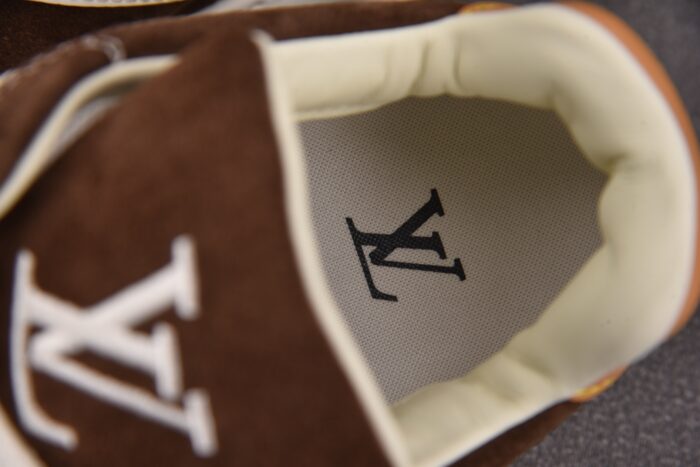 루이비통 틸티드 브라운 레플리카 미러급 SA급 S급 고퀄리티 최상급 하이엔드 신발 [남성] 9