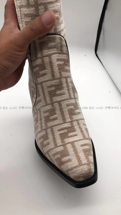 2023.03.01_[김ㅇ희 고객님 검수] 팬디 레플리카 롱부츠 31866 2