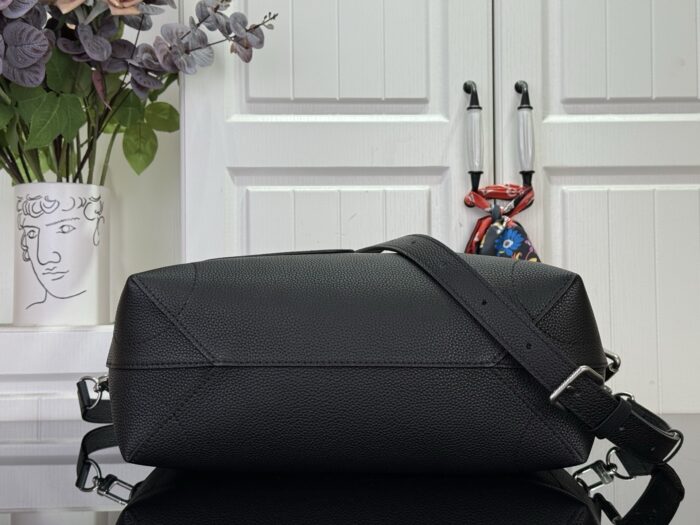 루이비통 스티머 30 블랙 M27061 레플리카 미러급 SA급 S급 고퀄리티 최상급 하이엔드 가방 [남성여성공용] 5