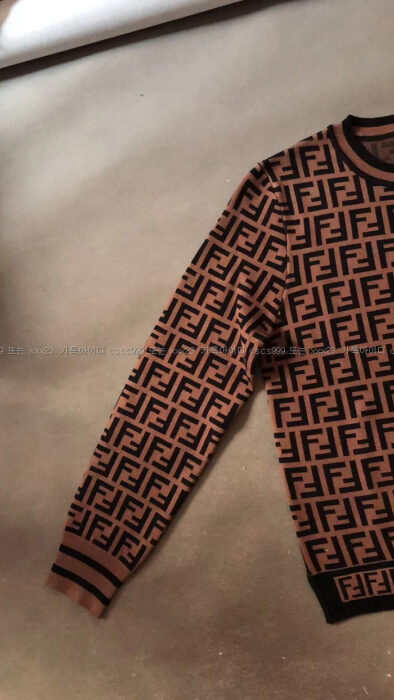 2023.03.15_[임ㅇ선 고객님 검수] 펜디 레플리카 맨투맨 5