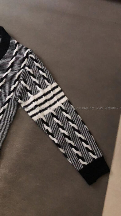 2023.02.23_[이ㅇ훈 고객님 검수] 톰브라운 레플리카 가디건 41301  2