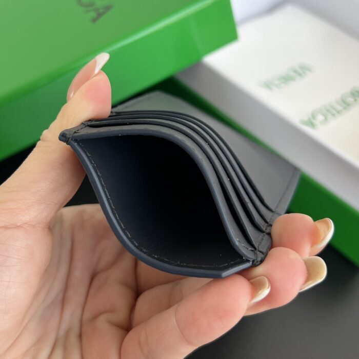 보테가베네타 인트레치아토 피콜로 버티컬 카드 케이스 스페이스 레플리카 미러급 SA급 S급 고퀄리티 최상급 하이엔드 지갑 [남성여성공용] 3