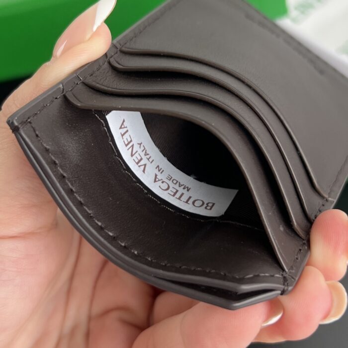 보테가베네타 인트레치아토 피콜로 버티컬 카드 케이스 폰단트 레플리카 미러급 SA급 S급 고퀄리티 최상급 하이엔드 지갑 [남성여성공용] 9