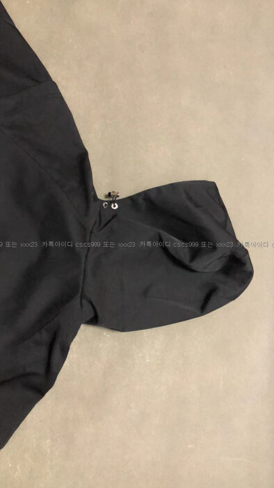 2023.02.12_[김ㅇ진 고객님 검수] 프라다 레플리카 후드 자켓 42400 5