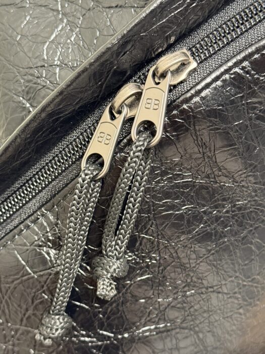 발렌시아가 x 오토모빌리 람보르기니 익스플로러 백팩 블랙 레플리카 미러급 SA급 S급 고퀄리티 최상급 하이엔드 가방 [남성여성공용] 8