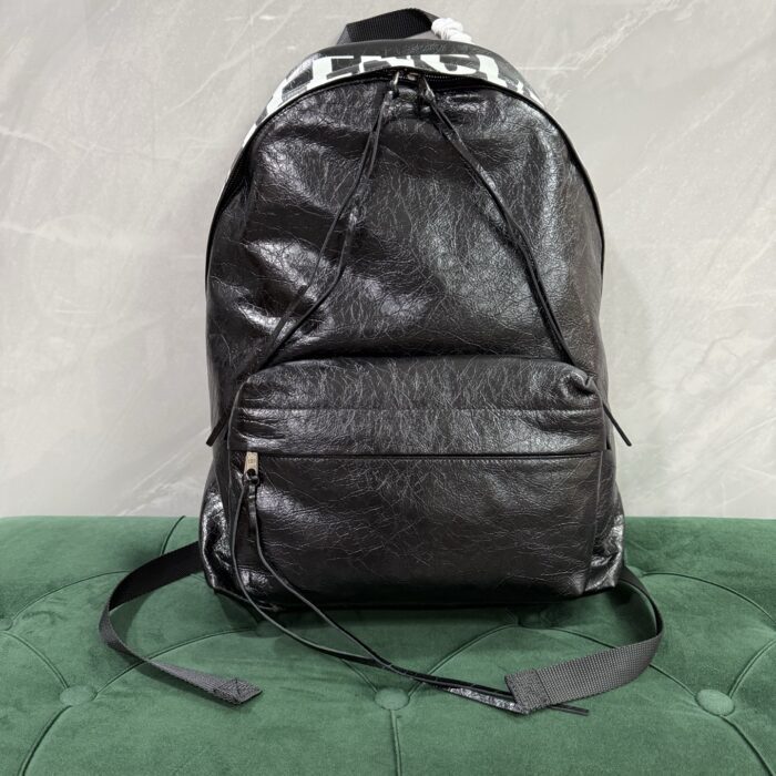 발렌시아가 에디터 백팩 블랙 화이트 레플리카 미러급 SA급 S급 고퀄리티 최상급 하이엔드 가방 [남성여성공용]