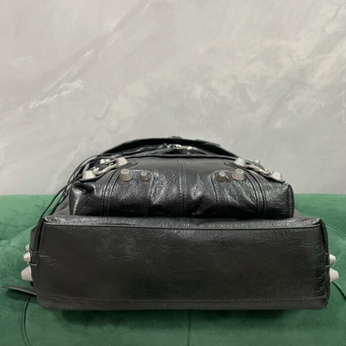 발렌시아가 르 카골 맨 백팩 DIY 메탈 블랙 레플리카 미러급 SA급 S급 고퀄리티 최상급 하이엔드 가방 [남성여성공용] 5