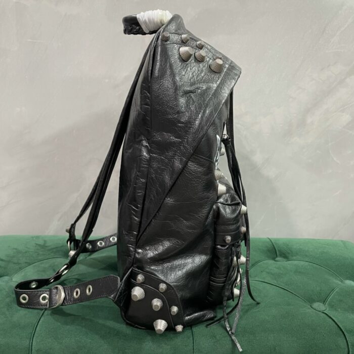 발렌시아가 르 카골 맨 백팩 DIY 메탈 블랙 레플리카 미러급 SA급 S급 고퀄리티 최상급 하이엔드 가방 [남성여성공용] 3