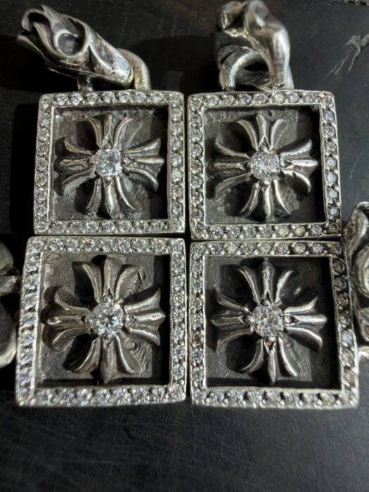 크롬하츠 십자가 스퀘어 펜던트 레플리카 미러급 SA급 S급 고퀄리티 최상급 하이엔드 악세사리 [남성여성공용] 3