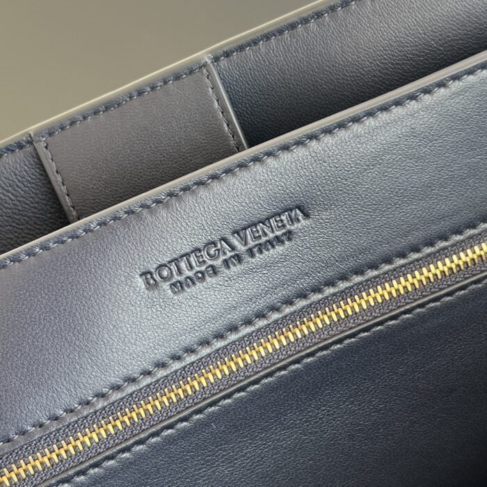 보테가베네타 라지 안디아모 786194 데님 블루 레플리카 미러급 SA급 S급 고퀄리티 최상급 하이엔드 가방 [남성여성공용] 9