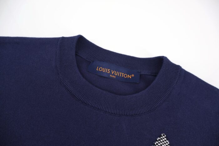 루이비통 LV 로고 자카드 니트 반팔티 네이비 레플리카 미러급 SA급 S급 고퀄리티 하이엔드 최상급 의류 [남성여성공용] 5