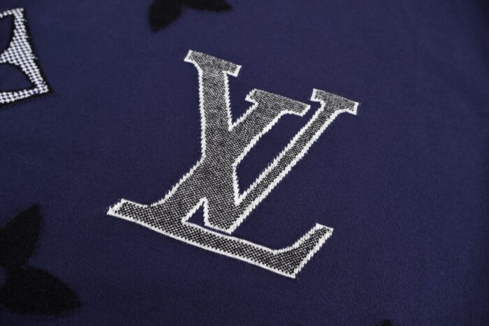 루이비통 LV 로고 자카드 니트 반팔티 네이비 레플리카 미러급 SA급 S급 고퀄리티 하이엔드 최상급 의류 [남성여성공용] 10