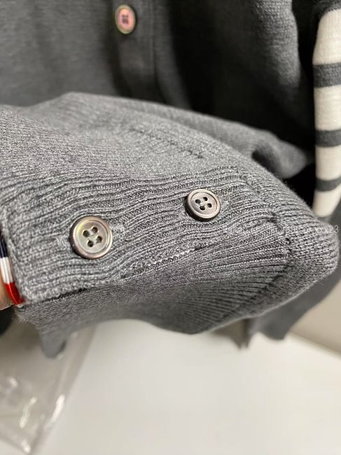 2024.10.12_[임ㅇㅇ 고객님 주문제품 검수사진] 톰브라운 가디건 레플리카 5