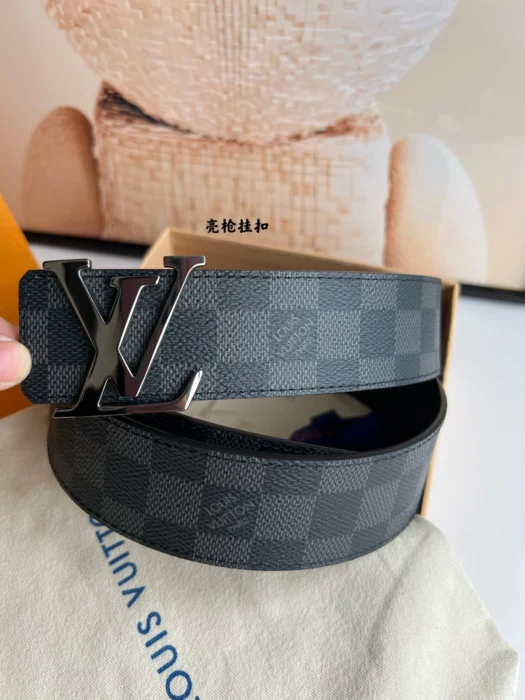 루이비통 LV 이니셜 다미에 클램프 벨트 40mm 2컬러 블랙 레플리카 미러급 SA급 S급 고퀄리티  [남성] - best 16