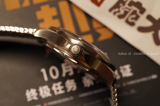 [다니엘 크레이그 PICK] 오메가 씨마스터 다이버 300M 코엑시얼 마스터 크로노미터 레플리카 미러급 SA급 S급 고퀄리티 셀럽 시계 워치 [남성] 32