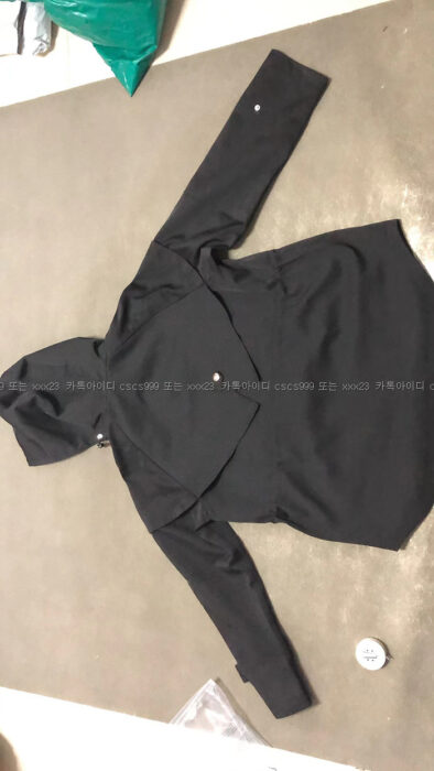 2023.02.12_[김ㅇ진 고객님 검수] 프라다 레플리카 후드 자켓 42400 19