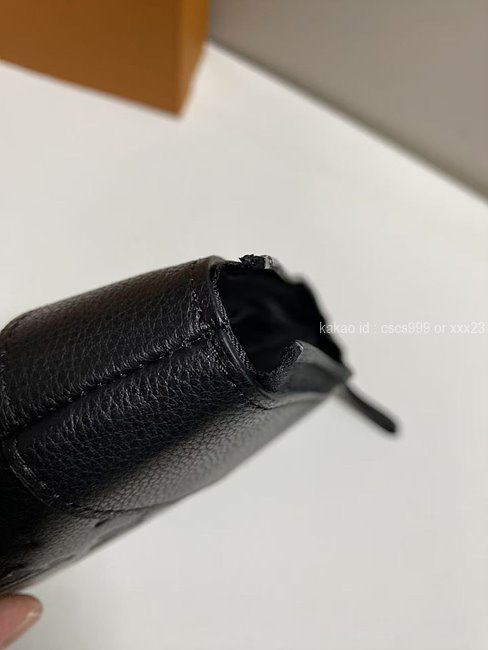 2025.02.27_[홍ㅇㅇ 고객님 주문제품 검수사진] 루이비통 클러치 레플리카 미러급 SA급 S급 고퀄리티 9