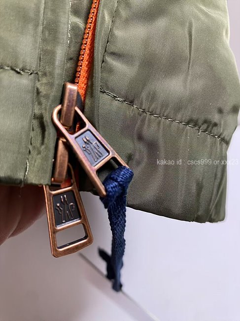 2025.03.12_[이ㅇㅇ 고객님 주문제품 검수사진] 몽클레어 바람막이 자켓 레플리카 미러급 SA급 S급 고퀄리티 5