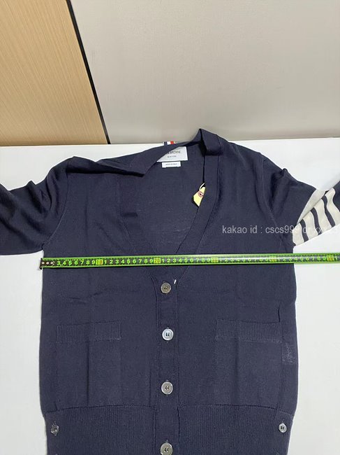 2025.03.17_[이ㅇㅇ 고객님 주문제품 검수사진] 톰브라운 가디건 레플리카 미러급 SA급 S급 고퀄리티 9