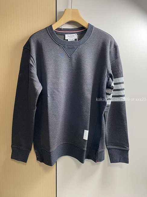 2025.03.17_[이ㅇㅇ 고객님 주문제품 검수사진] 톰브라운 긴팔 라운드 맨투맨 티셔츠 레플리카 미러급 SA급 S급 고퀄리티