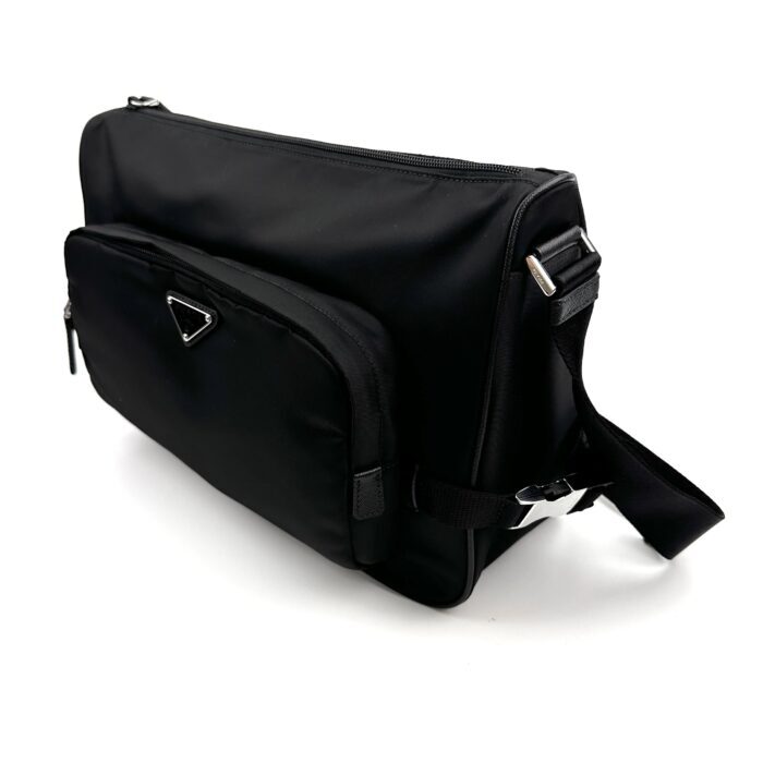 프라다 나일론 라지 메신저 백 블랙 레플리카 미러급 SA급 S급 고퀄리티 최상급 하이엔드 가방 [남성여성공용] 37