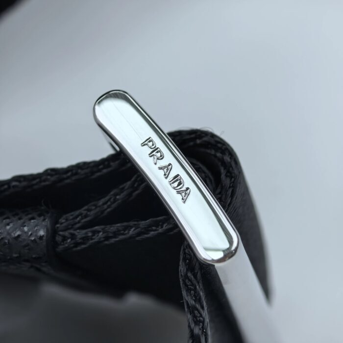 프라다 나일론 라지 메신저 백 블랙 레플리카 미러급 SA급 S급 고퀄리티 최상급 하이엔드 가방 [남성여성공용] 39