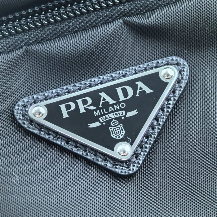 프라다 나일론 라지 메신저 백 블랙 레플리카 미러급 SA급 S급 고퀄리티 최상급 하이엔드 가방 [남성여성공용] 40