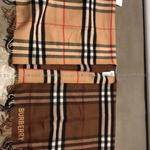 2023.03.18_[백ㅇ희  고객님 검수] 버버리 레플리카 머플러