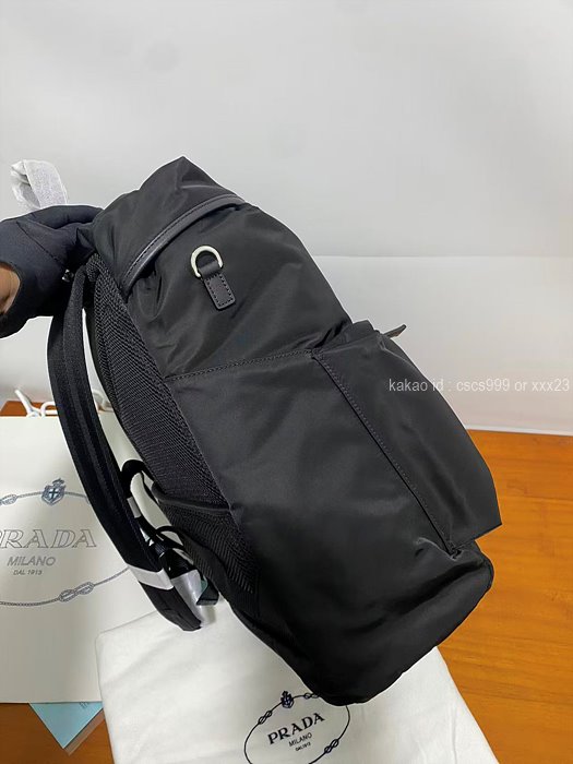 2025.12.06_[한ㅇㅇ 고객님 주문제품 검수사진] 프라다 백팩 레플리카 미러급 SA급 S급 고퀄리티 하이엔드 최상급 가방 4