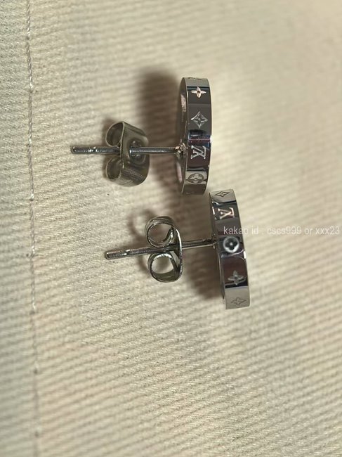 2025.02.19_[조ㅇㅇ 고객님 주문제품 검수사진] 루이비통 귀걸이 레플리카 미러급 SA급 S급 고퀄리티 4