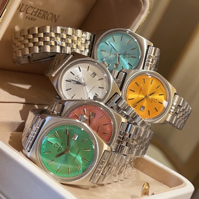 오메가 여성용 씨마스터 "우아함의 정수" 220.15.38.20.55.001 빈티지 크로노미터 화이트 자개 다이얼 오토매틱 무브먼트 시계 레플리카 미러급 SA급 S급 고퀄리티 워치 [여성] (5 color) 