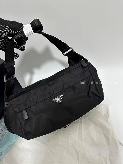 2025.09.30_[김ㅇㅇ 고객님 주문제품 검수사진] 프라다 바이커백 가방 레플리카 미러급 SA급 S급 고퀄리티 하이엔드 최상급  2