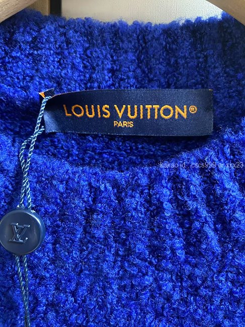 2025.03.22_[권ㅇㅇ 고객님 주문제품 검수사진] 루이비통 긴팔 라운드 니트티셔츠 레플리카 미러급 SA급 S급 고퀄리티 3