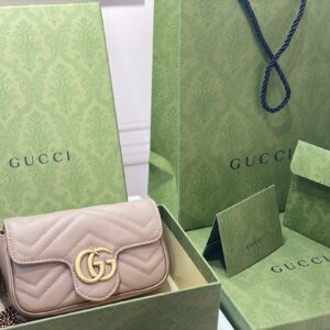 구찌 GG 마몽 마틀라세 슈퍼 미니백 라이트 갈색 476433 레플리카 미러급 SA급 S급 고퀄리티 최상급 하이엔드 가방 [여성]