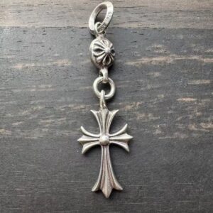 크롬하츠 TinyE 십자가 펜던트 레플리카 미러급 SA급 S급 고퀄리티 최상급 하이엔드 악세사리 [남성여성공용]