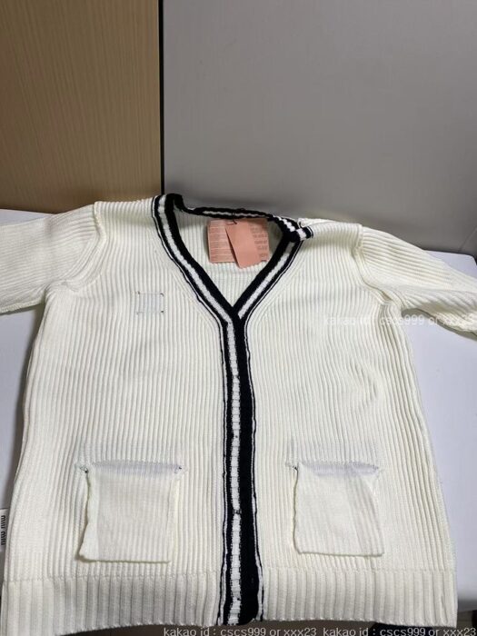 2024.12.10_[이ㅇㅇ 고객님 주문제품 검수사진] 미우미우 가디건 레플리카 미러급 SA급 S급 고퀄리티 7