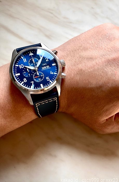 IWC 파일럿 워치 크로노그래프 스핏파이어 블루다이얼 데이데이트 시계 레플리카 미러급 SA급 S급 고퀄리티 워치 10