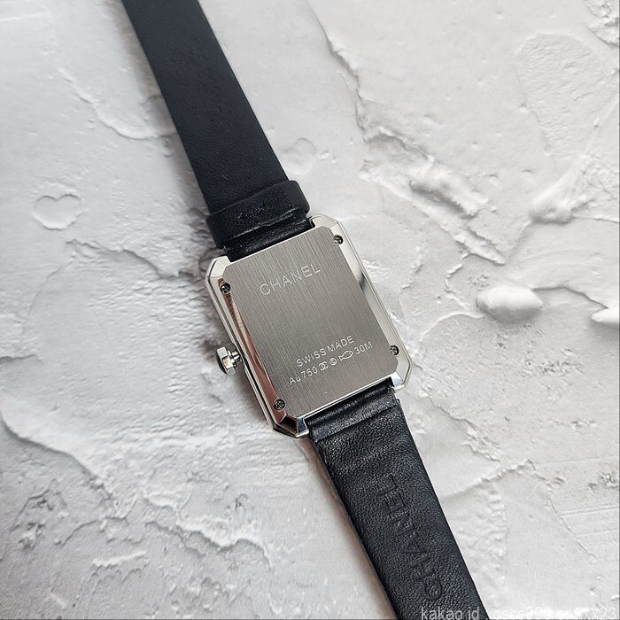 샤넬 보이프렌드 화이트다이얼 실버 다이아 시계 레플리카 미러급 SA급 S급 고퀄리티 워치 [여성] 12