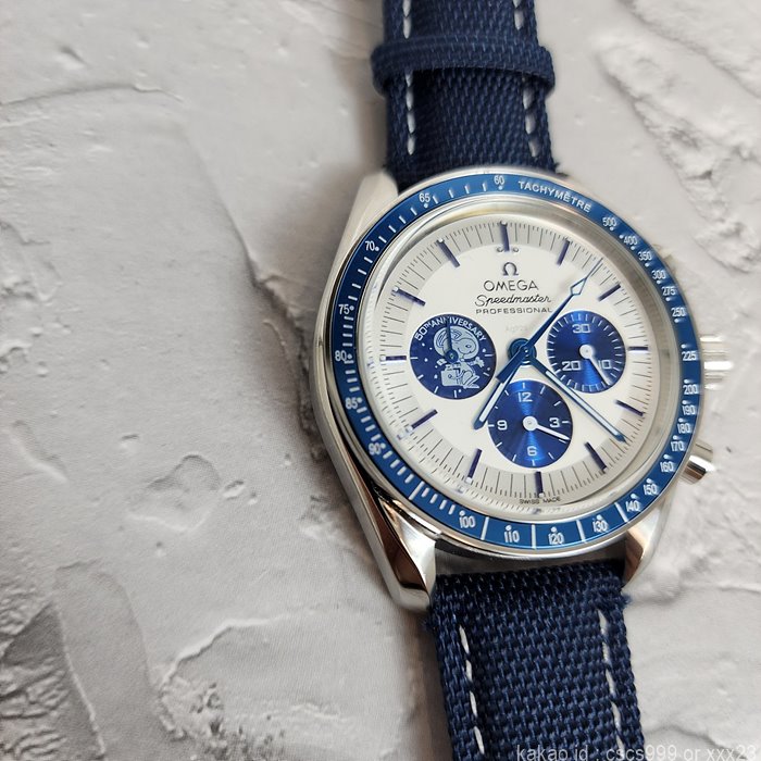 오메가 스피드마스터 실버 스누피 어워드 50주년 에디션 시계 레플리카 미러급 SA급 S급 고퀄리티 워치 13