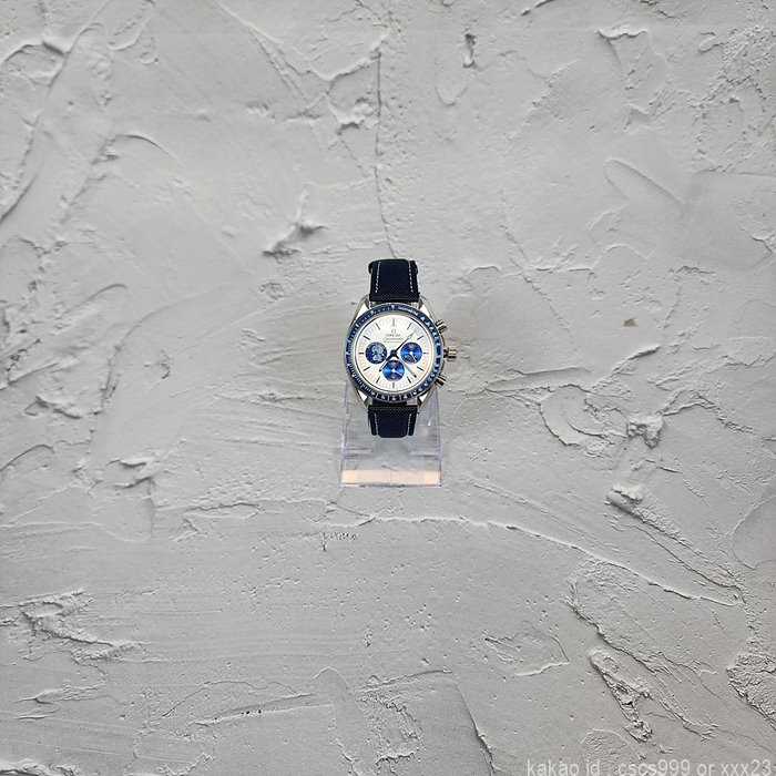 오메가 스피드마스터 실버 스누피 어워드 50주년 에디션 시계 레플리카 미러급 SA급 S급 고퀄리티 워치 14