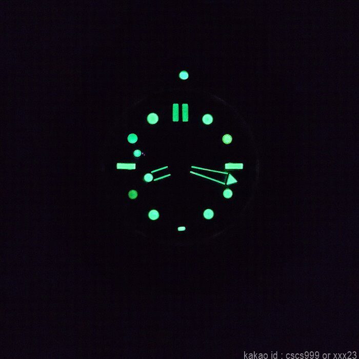 오메가-코엑시얼-씨마스터-다이버300m-베이징-2022-스페셜-에디션-명품 레플리카 미러 SA급 오메가 코엑시얼 씨마스터 다이버300M 베이징 2022 스페셜 에디션 시계 레플리카 미러급 SA급 S급 고퀄리티 워치 4