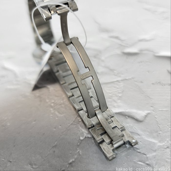 까르띠에 발롱블루 다이아 에디션 스몰 시계 레플리카 미러급 SA급 S급 고퀄리티 워치 [여성] 12