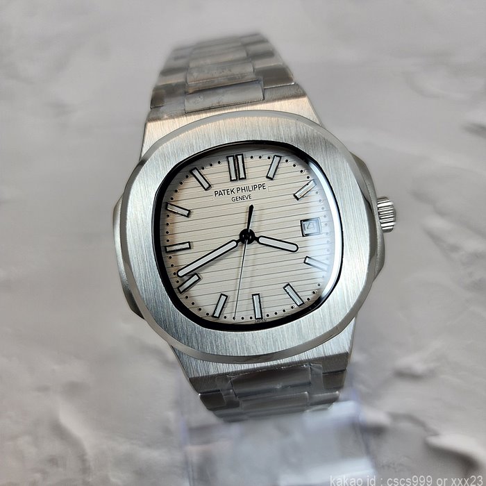 파텍필립 노틸러스 5711 화이트다이얼 시계 레플리카 미러급 SA급 S급 고퀄리티 워치 4