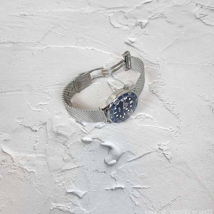 오메가-코엑시얼-마스터-다이버300m-제임스본드-60주년-에디션-시계-명품 레플리카 미러 SA급 오메가 코엑시얼 마스터 다이버300M 제임스본드 60주년 에디션 시계 레플리카 미러급 SA급 S급 고퀄리티 워치 14