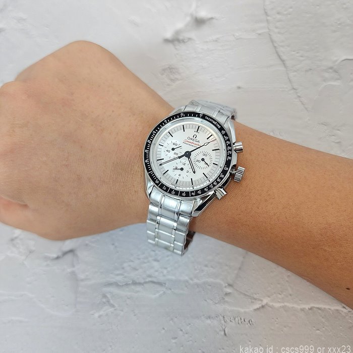 오메가 스피드마스터 문워치 프로페셔널 화이트다이얼 시계 레플리카 미러급 SA급 S급 고퀄리티 워치 17
