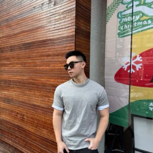 프라다 배색 양면 반팔티 화이트 그레이 레플리카 미러급 SA급 S급 고퀄리티 하이엔드 최상급 의류 [남성여성공용]