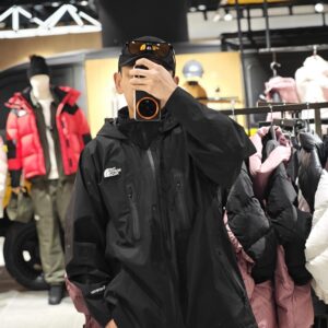 노스페이스 흰색 로고 자수 자켓 블랙 레플리카 미러급 SA급 S급 고퀄리티 하이엔드 최상급 의류 [남성여성공용]