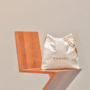 샤넬 금장 22백 화이트 스몰 레플리카 미러급 SA급 S급 고퀄리티 최상급 하이엔드 가방 [여성]