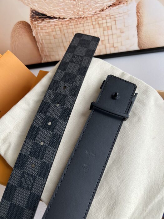 루이비통 LV 이니셜 다미에 클램프 벨트 40mm 2컬러 블랙 레플리카 미러급 SA급 S급 고퀄리티  [남성] - best 9